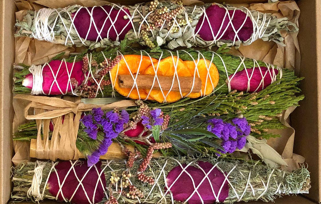 Smudge Kit-Variety Smudge Set~Energy Cleansing Smudge Set~White Sage~Mugwort~Cedar~Palo Santo+Selenite Crystal Wand
