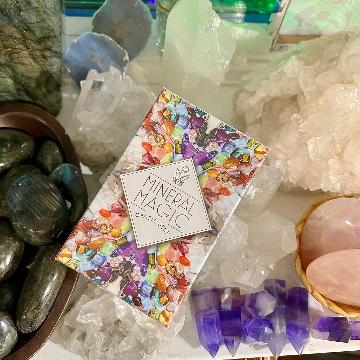 Mineral Magic Oracle Deck (M. Dunham)