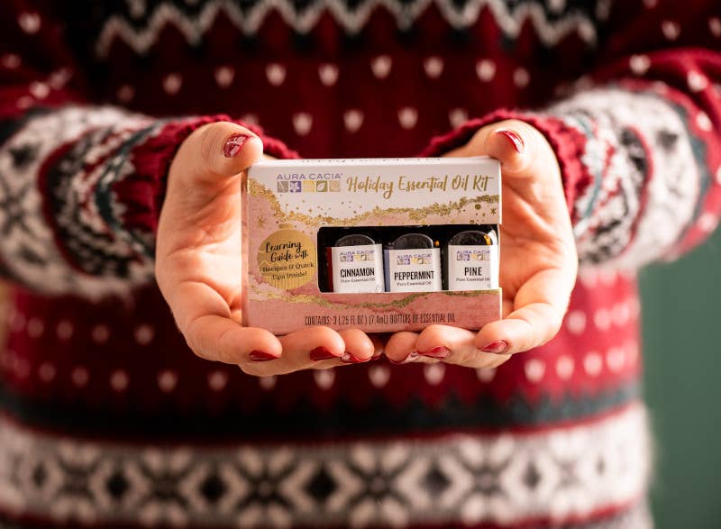 Aura Cacia Holiday Essential Oil Kit, 0.25 fl oz (3)