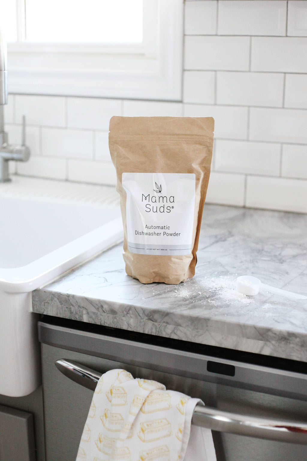 Automatic Dishwasher Powder: 30  ounces / Include scoops